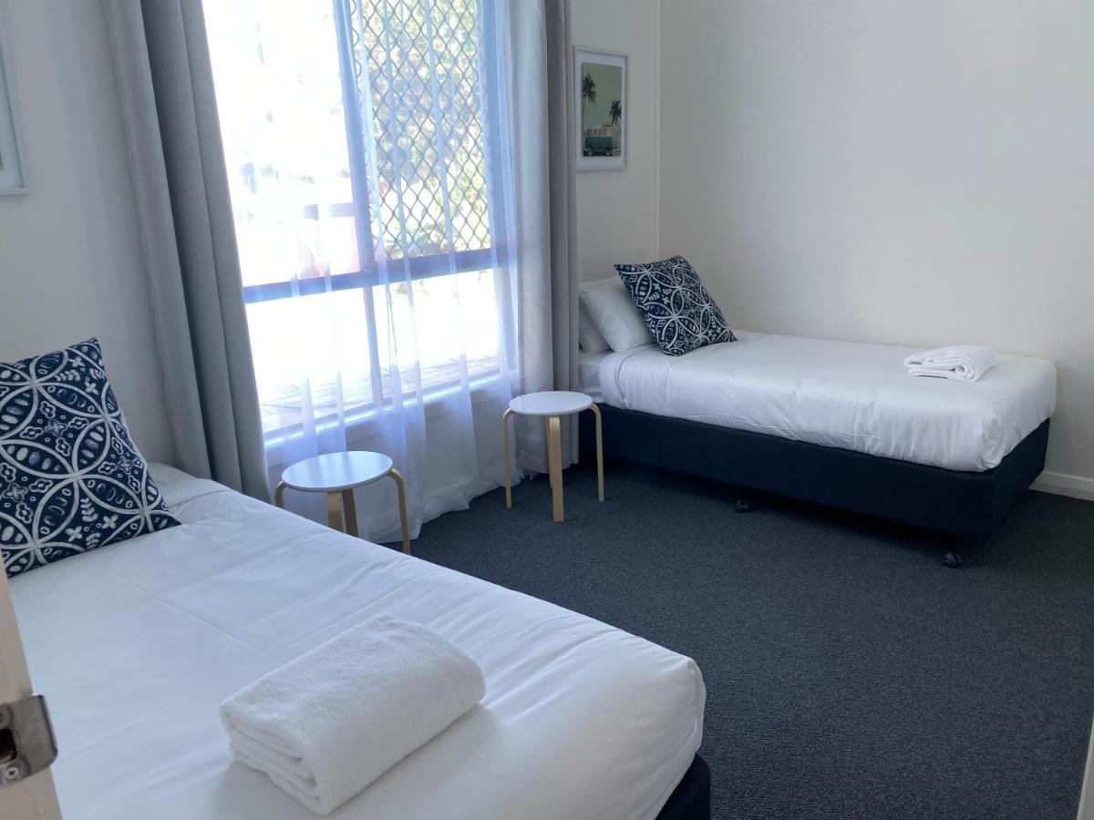 Ocean Park Motel & Holiday Apartments 콥스 하버 외부 사진
