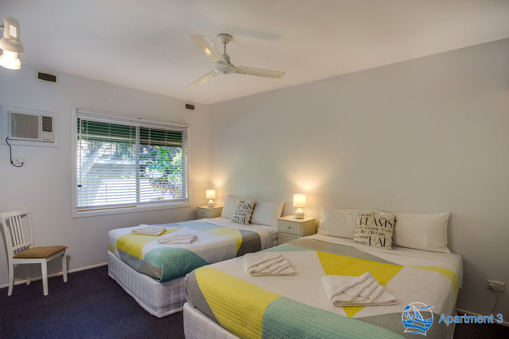 Ocean Park Motel & Holiday Apartments 콥스 하버 외부 사진